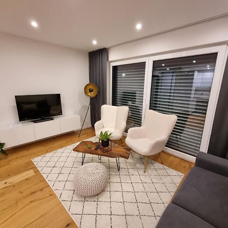 Ella'S Lounge - Besonders Geniessen Appartement Singen Buitenkant foto